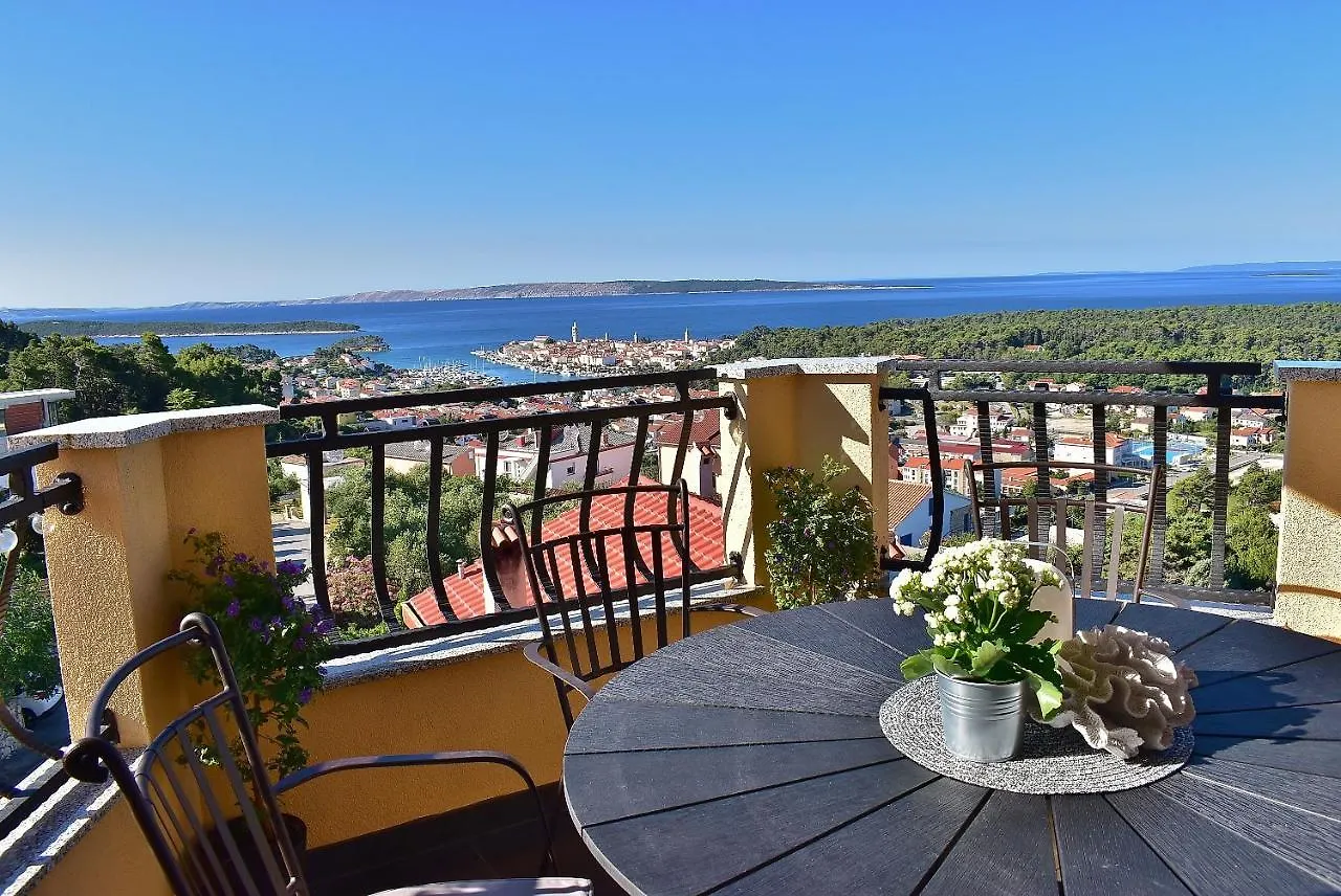 Guest House Panorama Palit