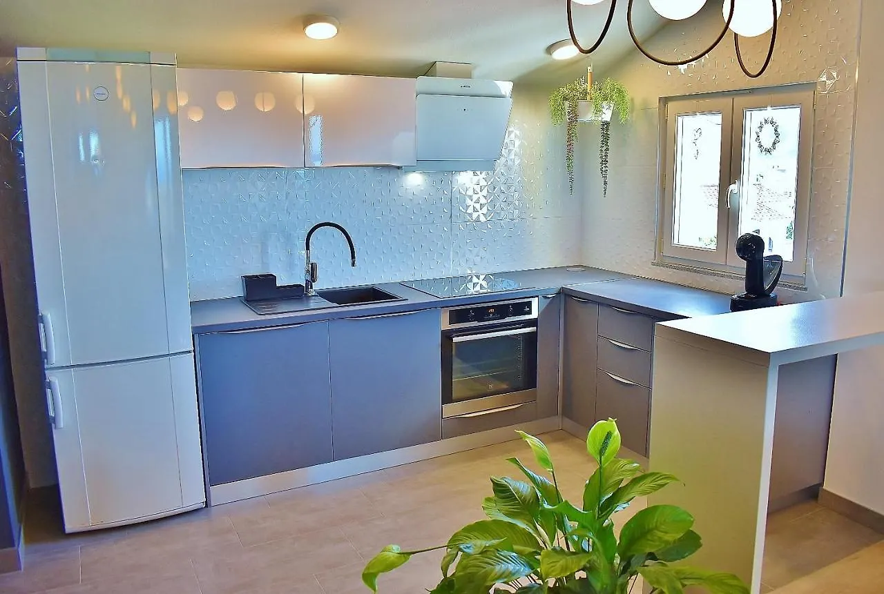 Guest House Panorama Palit